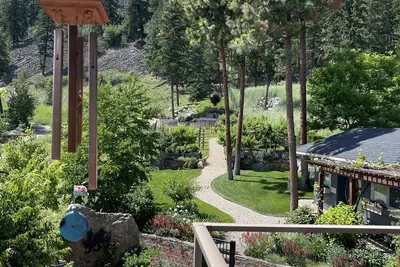 Image de Spacious Modern 2 Bedroom with Beautiful views and close to Wineries
