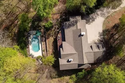 Lakeside Manor ~ With Private Pool and Hot Tub!