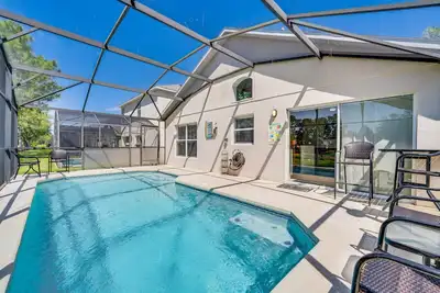 Image de Beautiful 3-bedroom house, with private pool, facing golf course