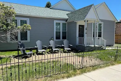 Image de 2 Br Get-a-Way in Bv steps to Main St