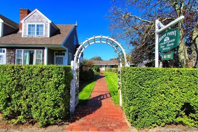 Image de Brant Point Courtyard