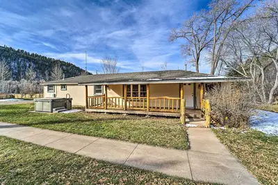 Image de Dolores Ranch Cabin w\/ Hot Tub & 1-Acre Yard!