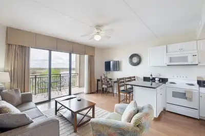 Image de •Full Kitchen •W/D• Parking• Netflix•10min‣Airport