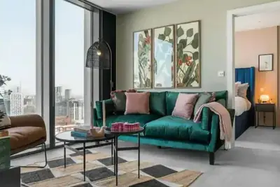 Stunning City Skyline Views! | 24-Hour Concierge