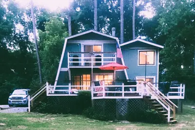 Image de Cozy Shenandoah Cabin Retreat-Waterfront w\/Great Views! Escape. Explore. Relax.