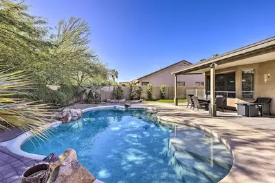 Image de Tee Off, Relax Poolside! Family Home in Scottsdale