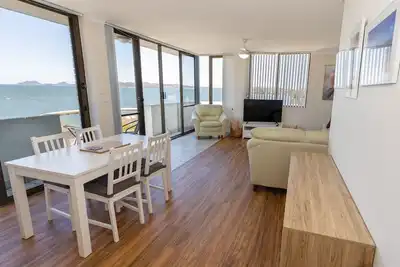 Image de Sunrise @ the Point - Lovely 2 bedroom unit with Pool