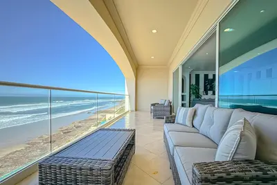 Image de Modern-MarYSol Condo-BeachfrontAccess-2br-Rosarito