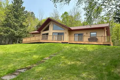 Image de Lake home with Utv/Snow trails located at mailbox.