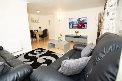 Charming 2-Bedroom House