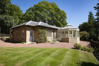 Image de Eslington Lodge - single floor accommodation that sleeps 6 guests in 4 bedrooms