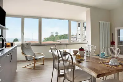 Image de Appartement de vacances \"Maison Nigella Langhe\" avec vue sur les montagnes, balcon et Wi-Fi.