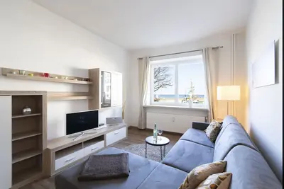 Image de Capolino vacation apartment, 50m to the beach