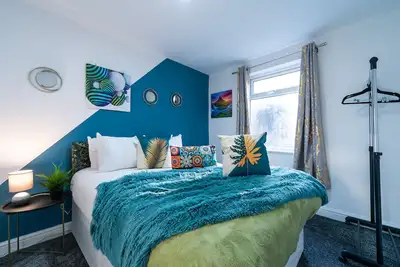 Image de Jesouth Homey 5 Bedrooms 9 Beds - Contractors - Leisure