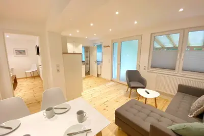 Image de Ferienhaus \"lieflo\" am Waldrand in Strandnähe