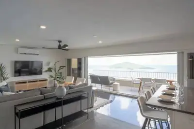 Image de Island View Retreat - Oceanside!