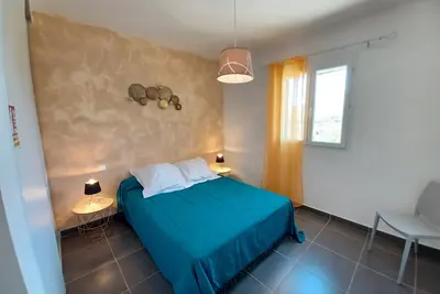 Image de Appart piscine chauffée, wifi, 2 chambres, clim, 7 min plage 1 min rivière