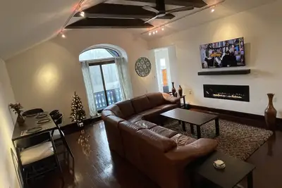 Image de Biergarten Luxe - Center of Downtown Blowing Rock - Newly Listed