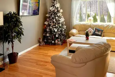 Image de New! Entire house for family vacation.