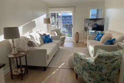 Image de Beautiful Southwinds condo, oceanfront community with two pools and beach access