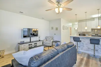 Image de Walk to Tcu: Fort Worth Retreat w/ Balcony!