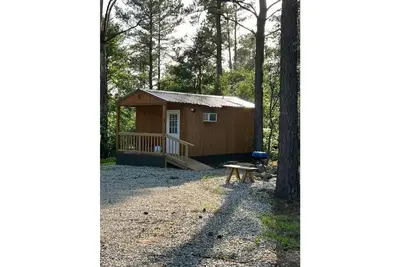 Image de Handicap-Accessible Cabin Near Kirby Landing & Lake Greeson – Pet-Friendly