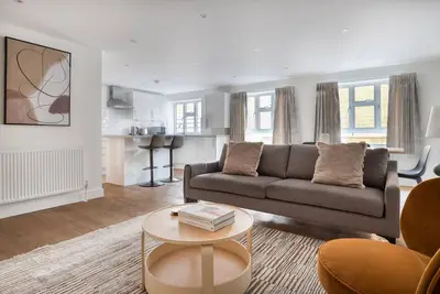 Premium Marylebone 3br nr Underground, by Blueground
