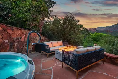 Image de Best Panoramic Views in Sedona! One-of-a-kind! Exquisitely Remodeled Home Sits