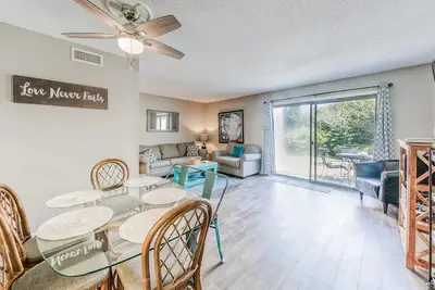 Image de Southbay by the Gulf 34 | Private Patio + Short Stroll to the Beach