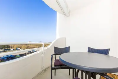 Image de Trafalgar App. 327-66m² vacation apartment in Döse, close to the beach, swimming pool and sauna