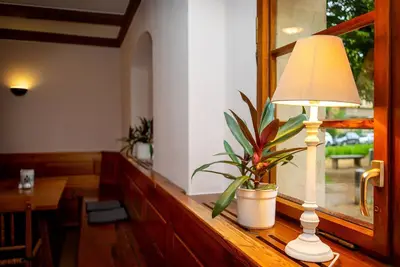 Image de Single room with shared bathroom 1 - Youth guest house