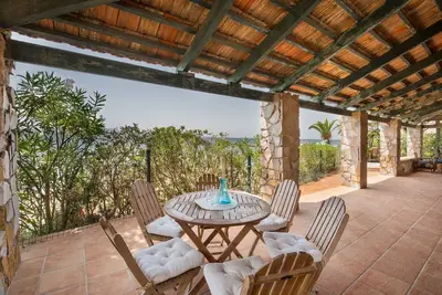 Image de Maison de vacances \"Vivero El Suso\" avec vue sur la mer, jardin et Wi-Fi.