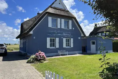 Image de Albatros I***** - Exclusive thatched house on the waterfront