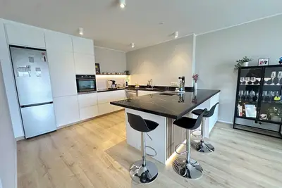 Image de Modern and Spacious 2br apartment, only 5. 5 km drive from downtown Reykjavik
