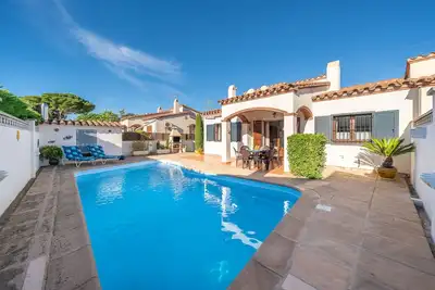 Image de Mila: Maison avec piscine privée