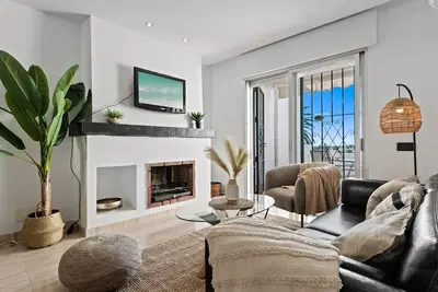 Image de Andalucia Garden Club Apartment - 2bd Near Banus!