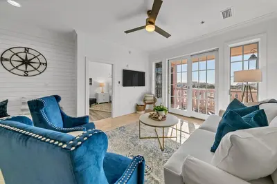 Image de Seacrest \"Coastal Soul\"| 3br | Sleeps 8 |2 Bikes| Pool!