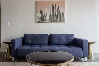 Image de Kasa | Renovated Kitchen, Pool Access | 2nd Street