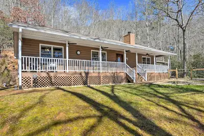 Secluded Franklin Retreat w/ Private Backyard