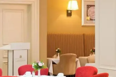 Image de Comfort Double or Twin Room with Canal View