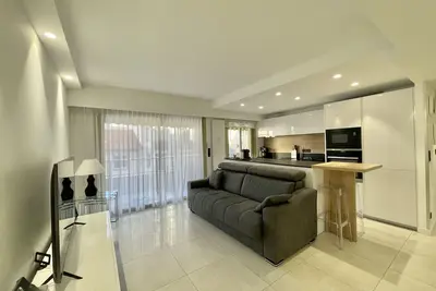 Image de Branly 4, 2 pièces à 50 mètres de la Croisette parking en sus