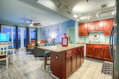 Image de Laketown 831 - 2 Bd, Light Show From Balcony, Fantastic Amenities