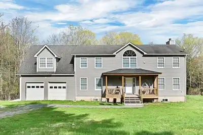 Image de Secluded Family Haven ~ Yard ~ GameRoom ~ Fire Pit