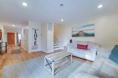 Image de < 3 Mi to Lake Tahoe: Incline Village Condo!