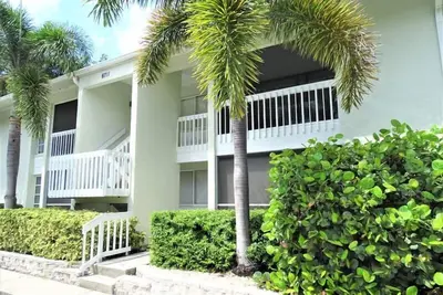 Image de Ground-level Condo near Beach and Shops - Casa Siesta 2