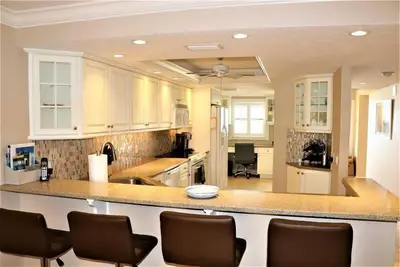 Image de Gulf and Bay Club- B207 Great updated unit!