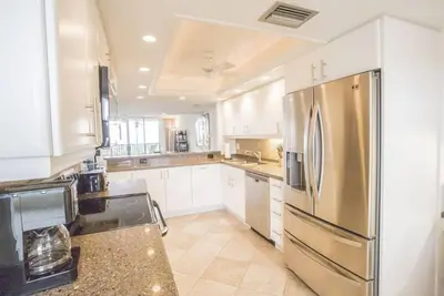 Image de Gulf and Bay Club- C503 Beautifully updated with great views!