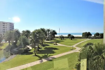 Image de Gulf and Bay Club- E204 Awesome location!