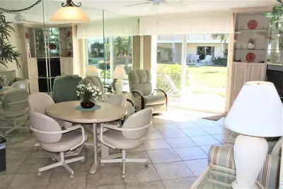 Image de Jamaica Royale T001: Beachfront Condo for Friends in Siesta Key!
