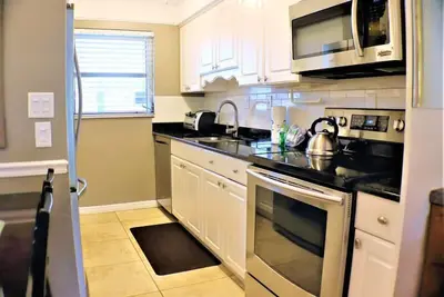 Image de Jamaica Royale 082 Updated and close to the beach!